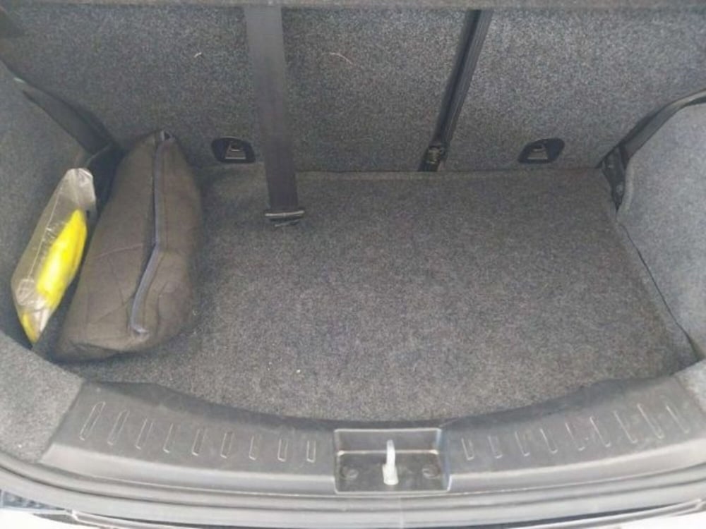 Lancia Ypsilon usata a Firenze (9)
