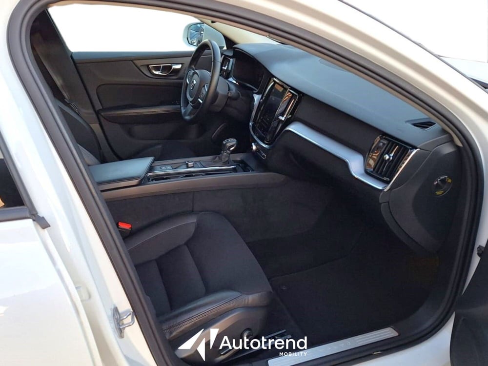 Volvo V60 usata a Bari (7)