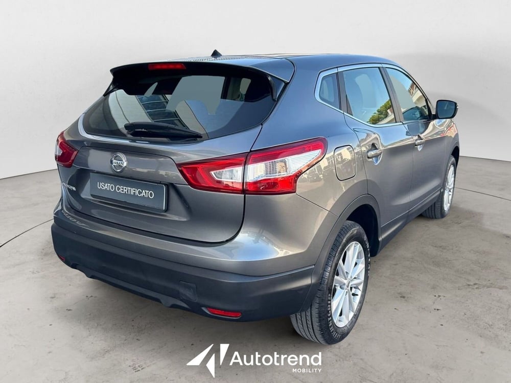 Nissan Qashqai usata a Bari (2)