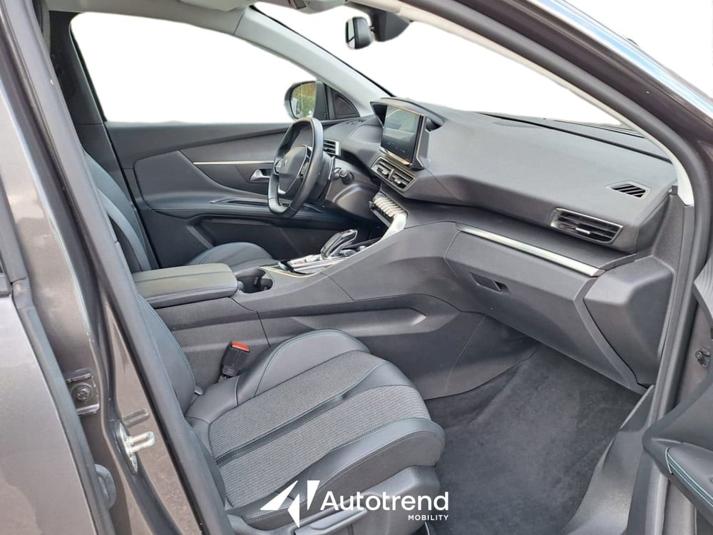 Peugeot 3008 usata a Bari (7)
