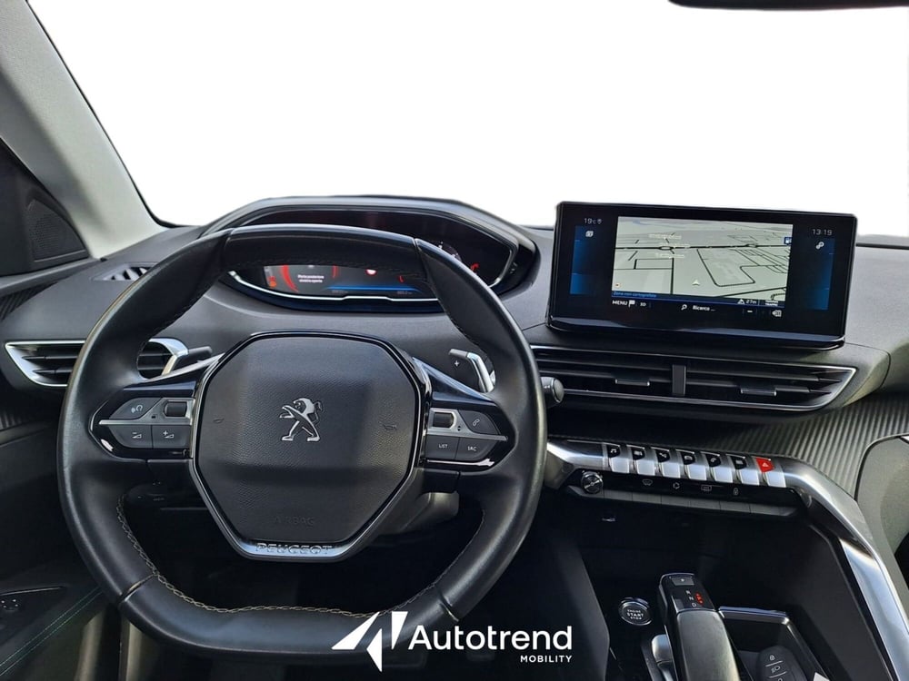 Peugeot 3008 usata a Bari (9)