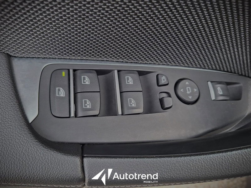 BMW X4 usata a Bari (17)