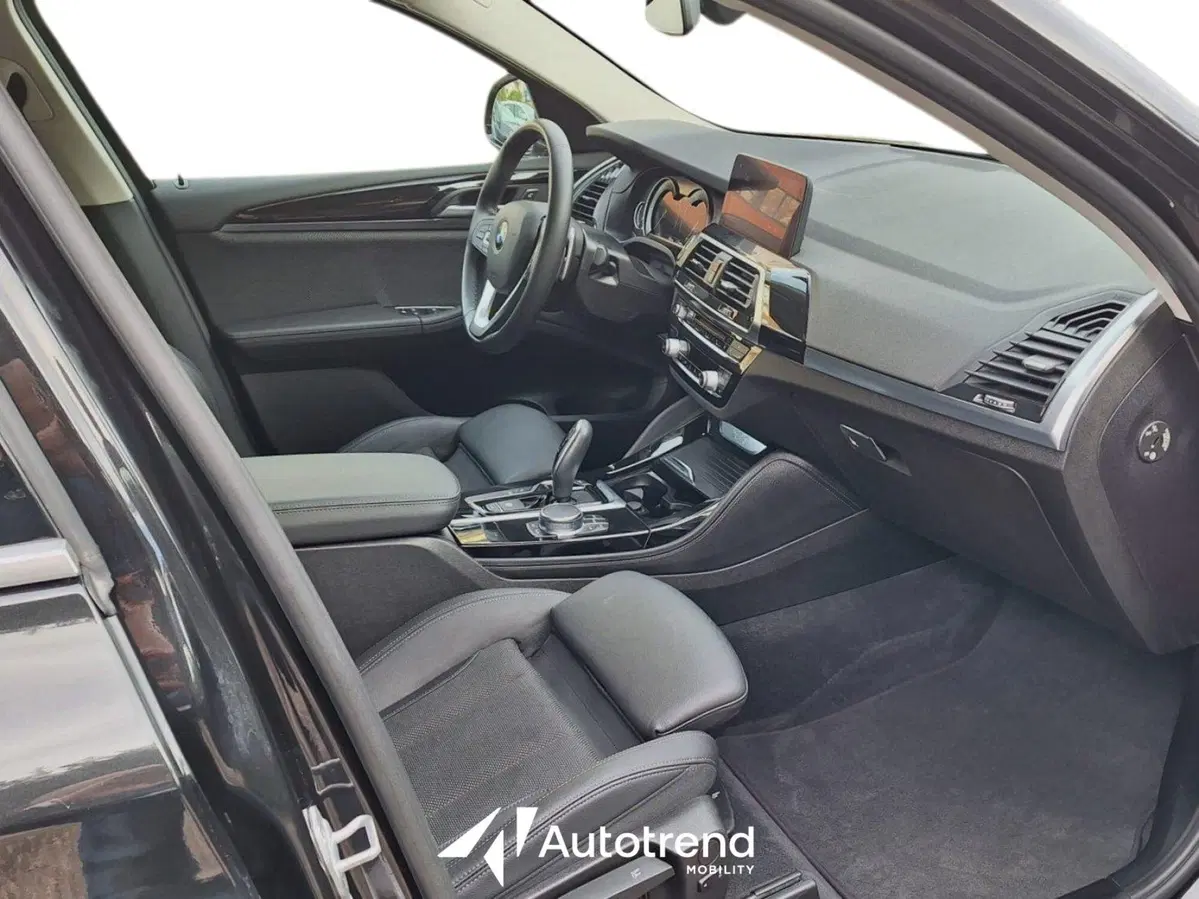BMW X4 usata a Bari (8)