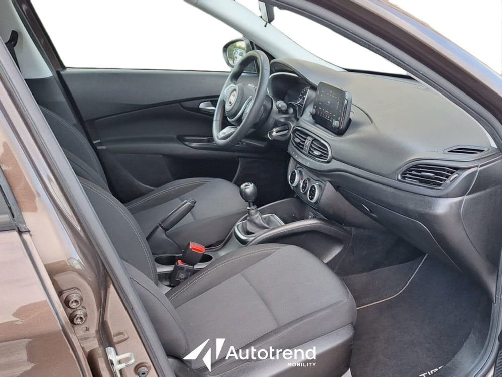 Fiat Tipo Station Wagon usata a Bari (7)