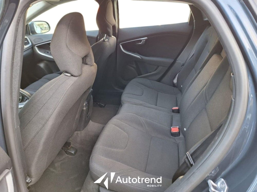 Volvo V40 usata a Bari (11)