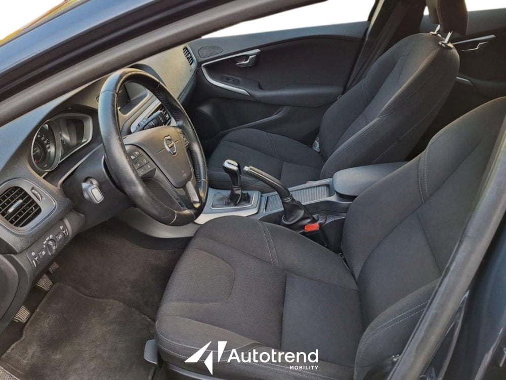 Volvo V40 usata a Bari (5)