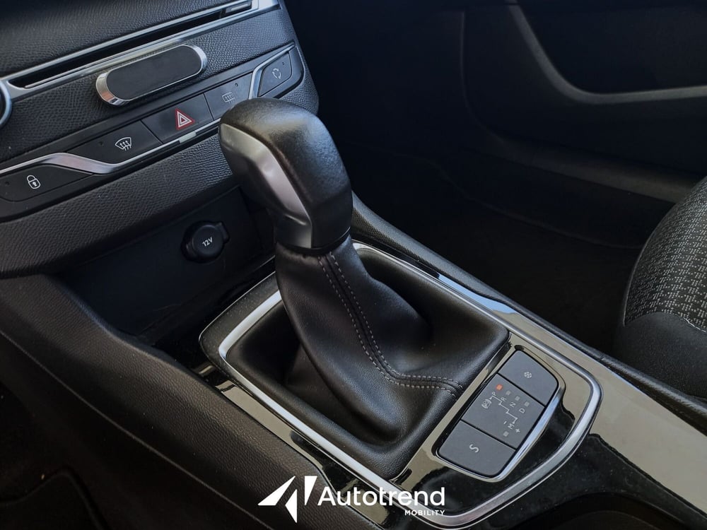 Peugeot 308 SW usata a Bari (14)