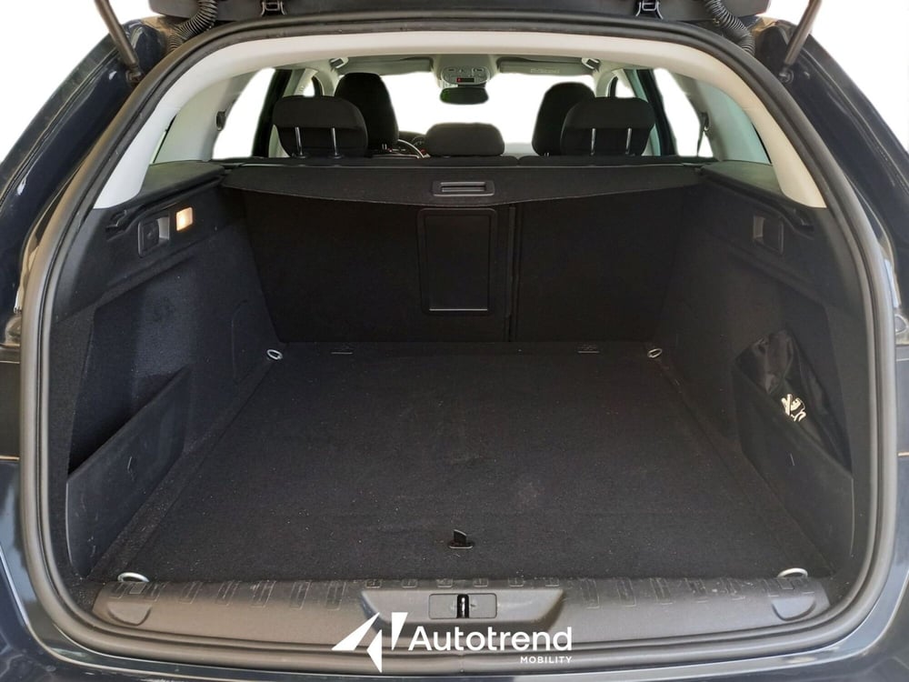 Peugeot 308 SW usata a Bari (16)