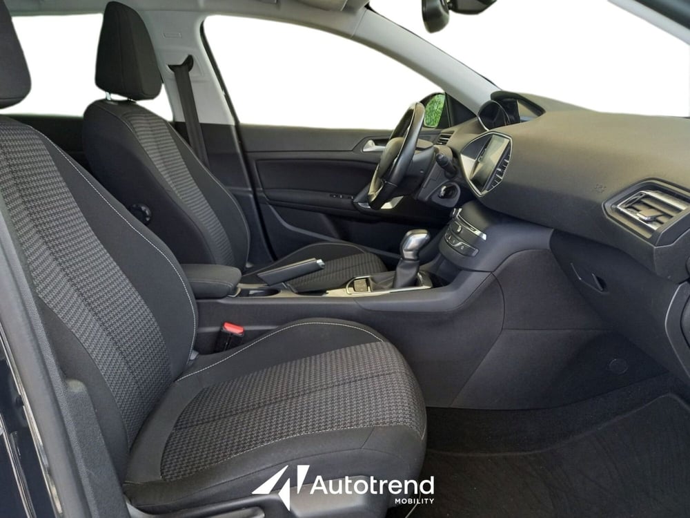 Peugeot 308 SW usata a Bari (7)