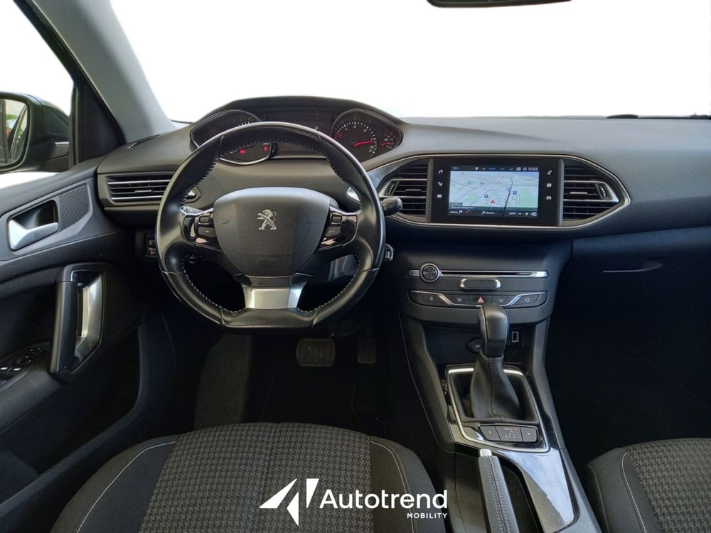Peugeot 308 SW usata a Bari (8)
