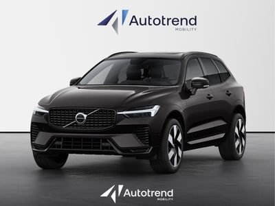 Volvo XC60 T6 Recharge AWD Plug-in Hybrid aut. Ultimate Dark nuova a Bari