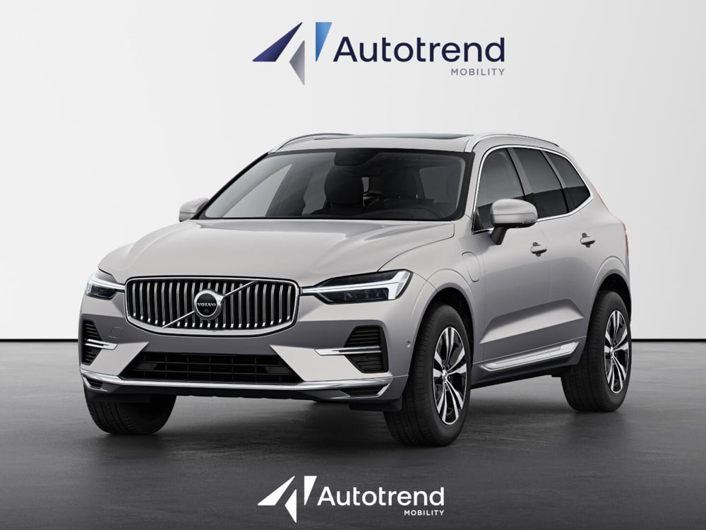 Volvo XC60 nuova a Bari