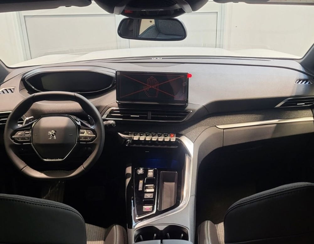 Peugeot 3008 nuova a Ferrara (7)