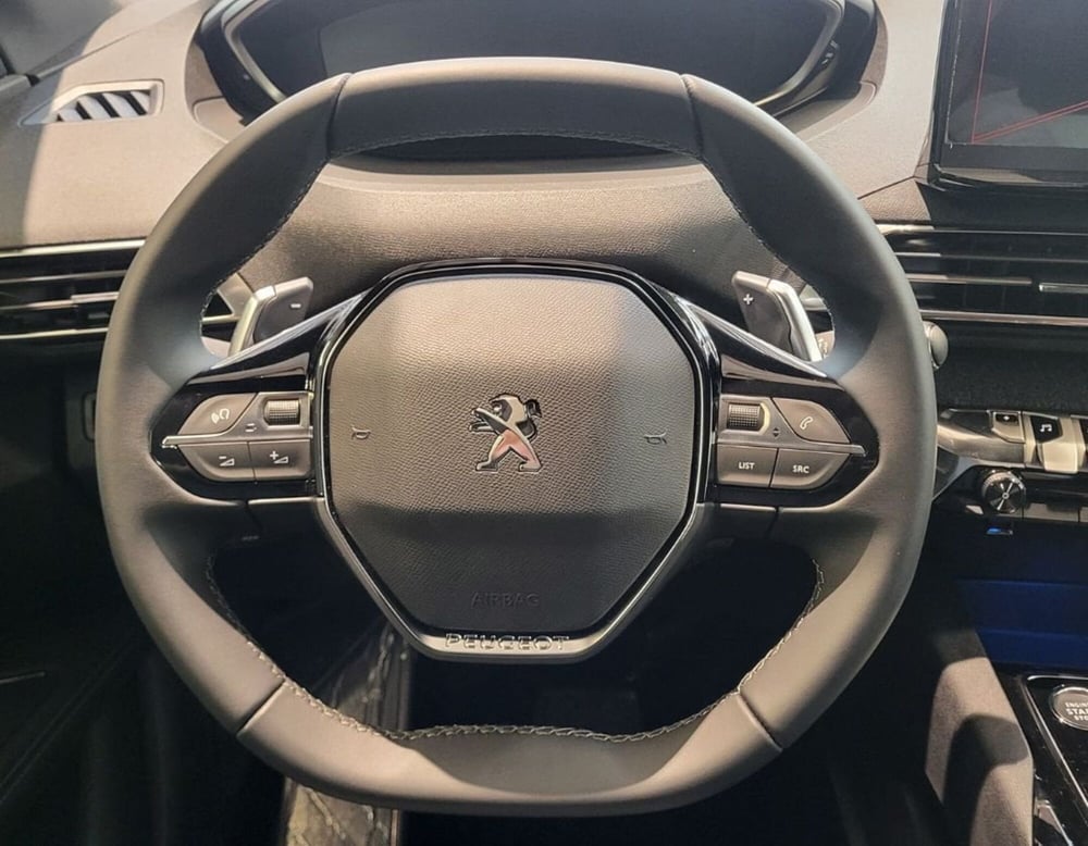 Peugeot 3008 nuova a Ferrara (8)