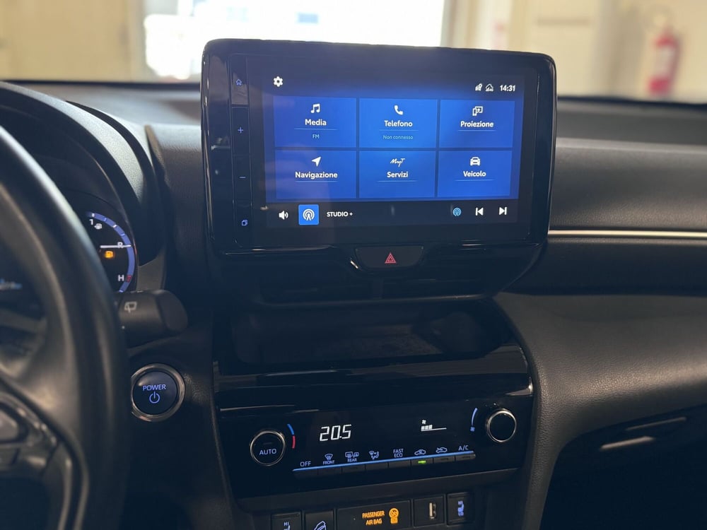 Toyota Yaris Cross usata a Brescia (11)