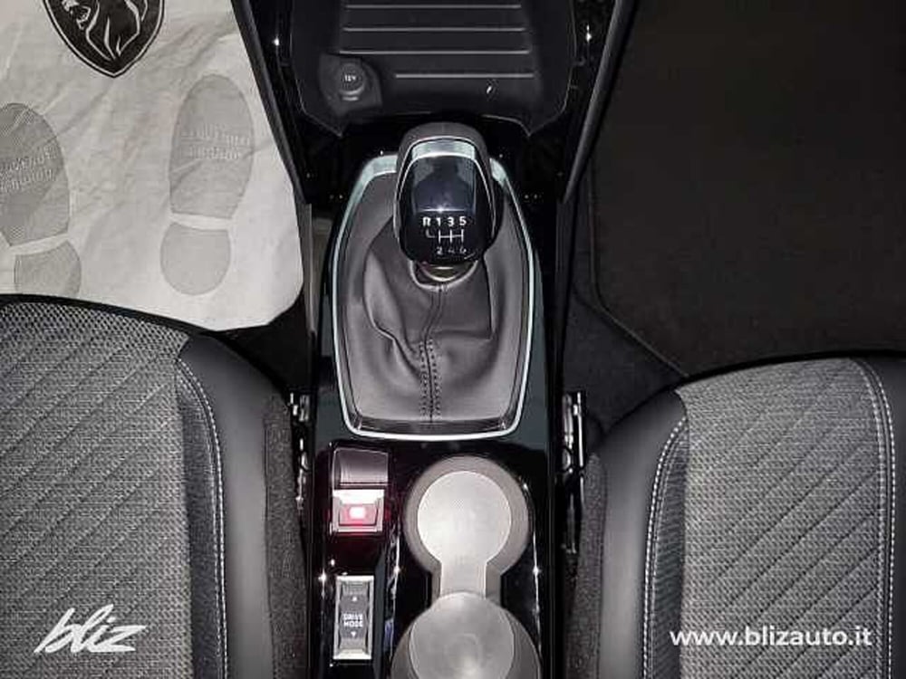 Peugeot 2008 nuova a Udine (10)