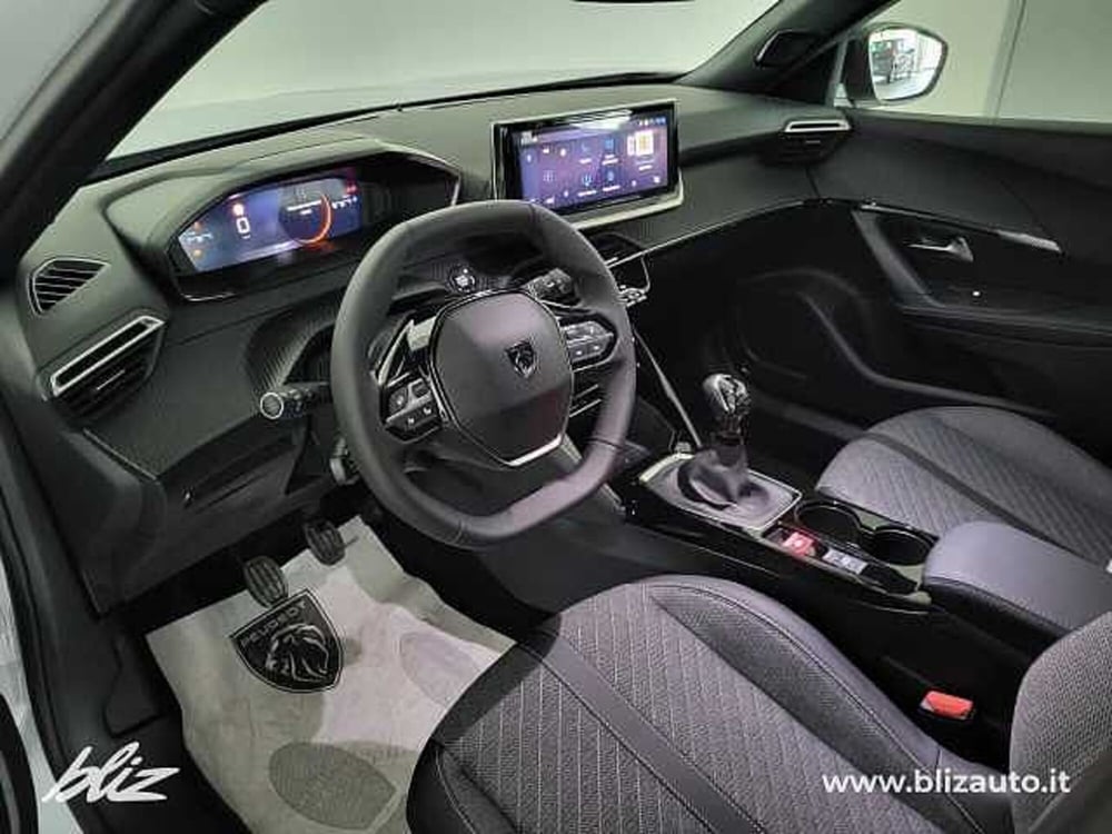 Peugeot 2008 nuova a Udine (11)