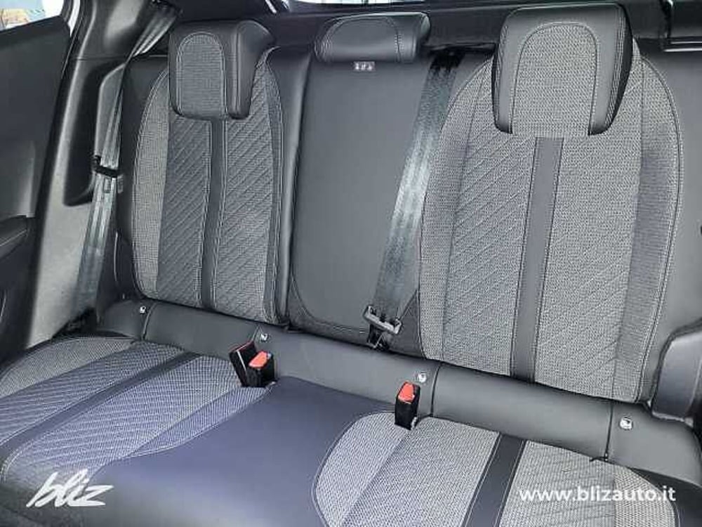 Peugeot 2008 nuova a Udine (13)