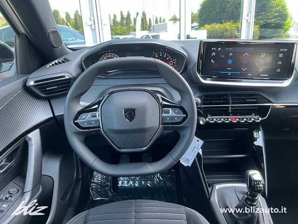 Peugeot 2008 nuova a Udine (9)