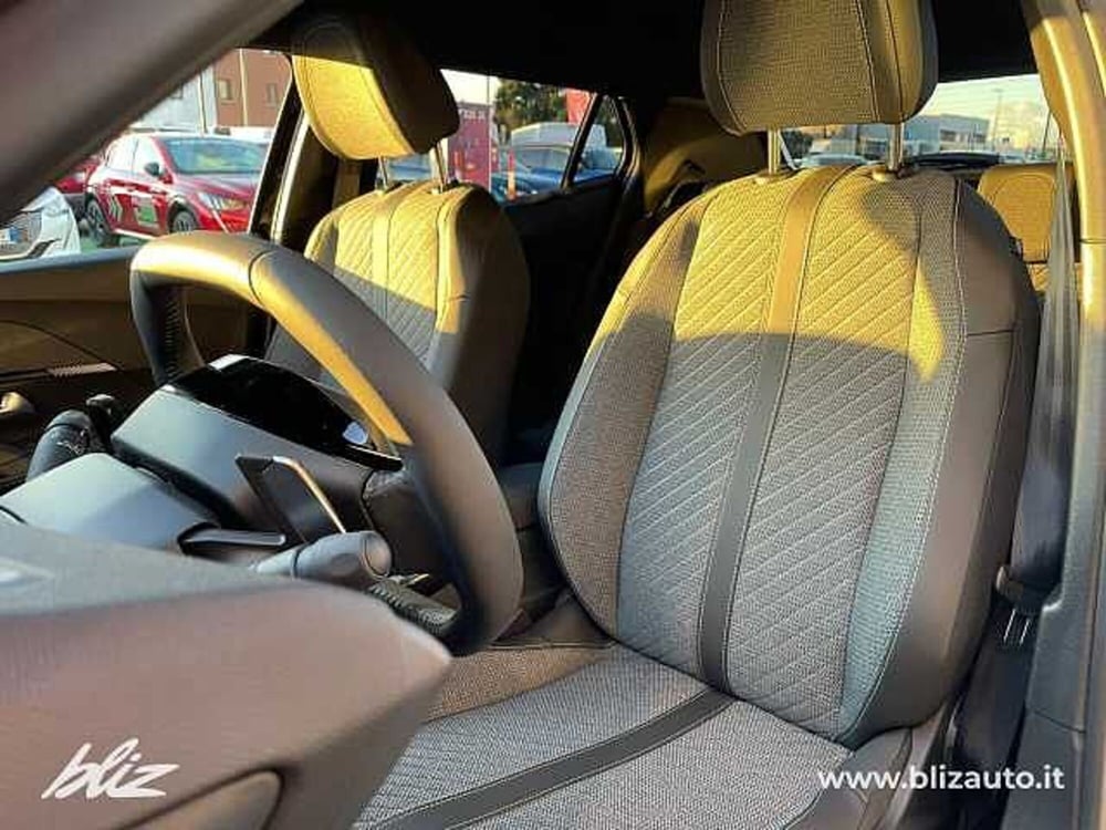 Peugeot 2008 nuova a Udine (11)