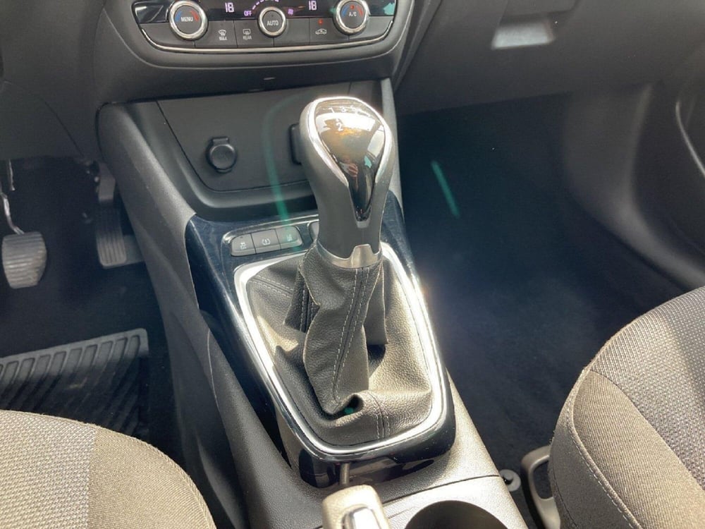 Opel Crossland X usata a Torino (15)
