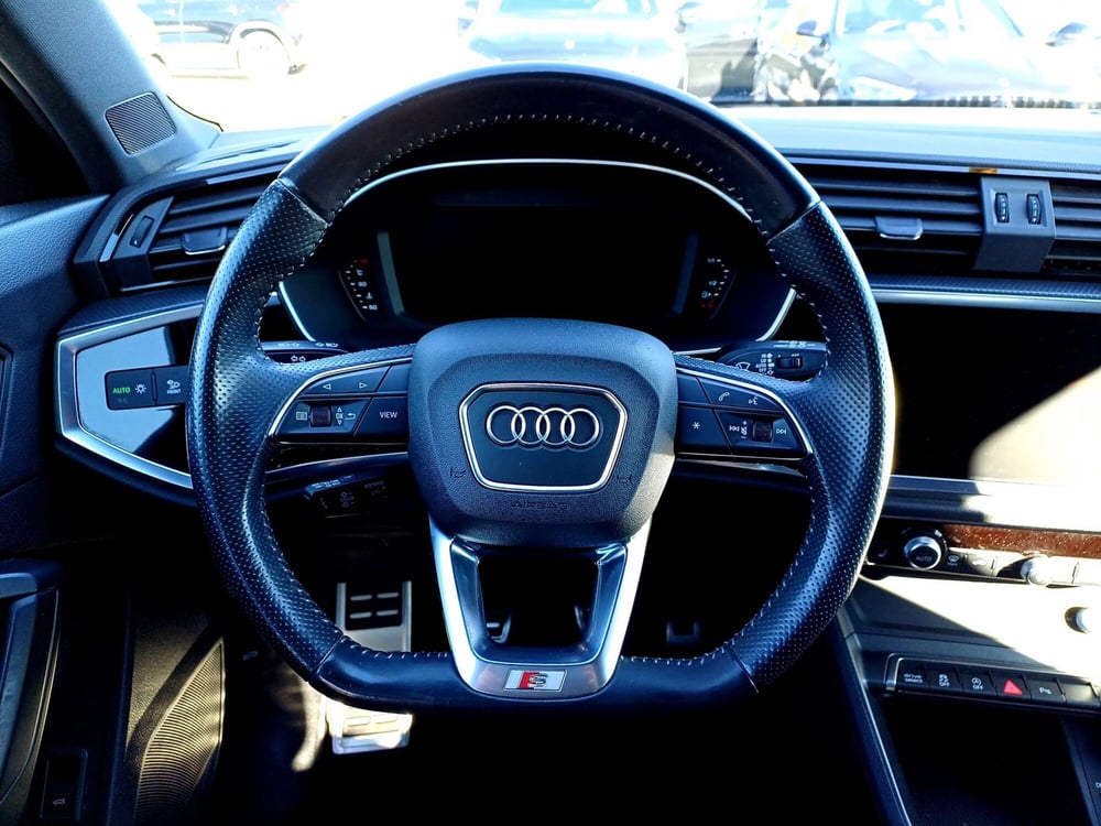 Audi Q3 Sportback usata  (16)