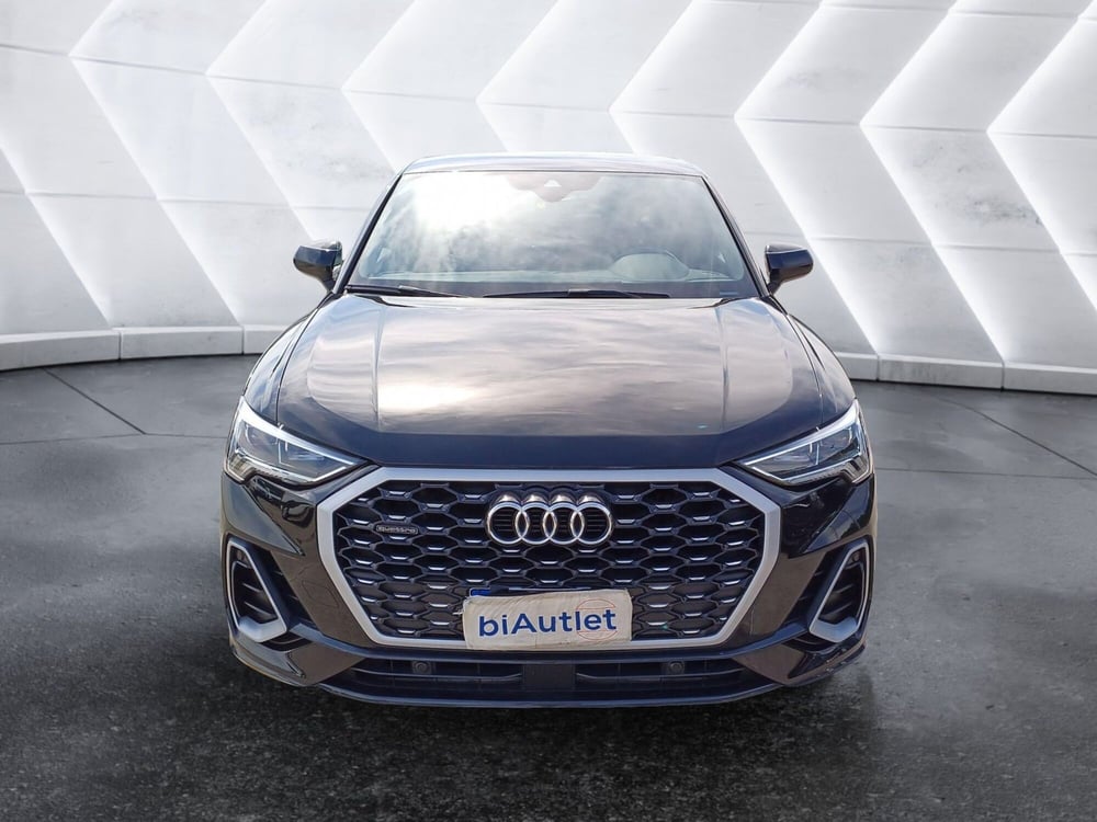 Audi Q3 Sportback usata  (2)