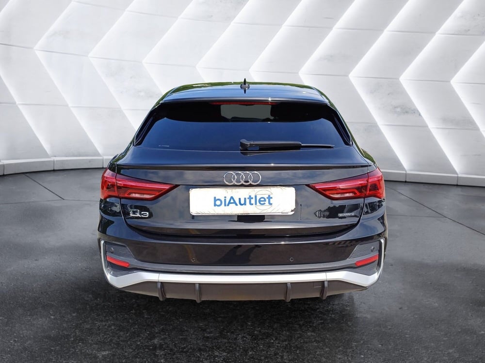 Audi Q3 Sportback usata  (3)