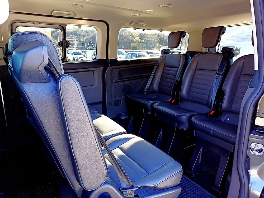 Ford Tourneo Custom usata  (10)