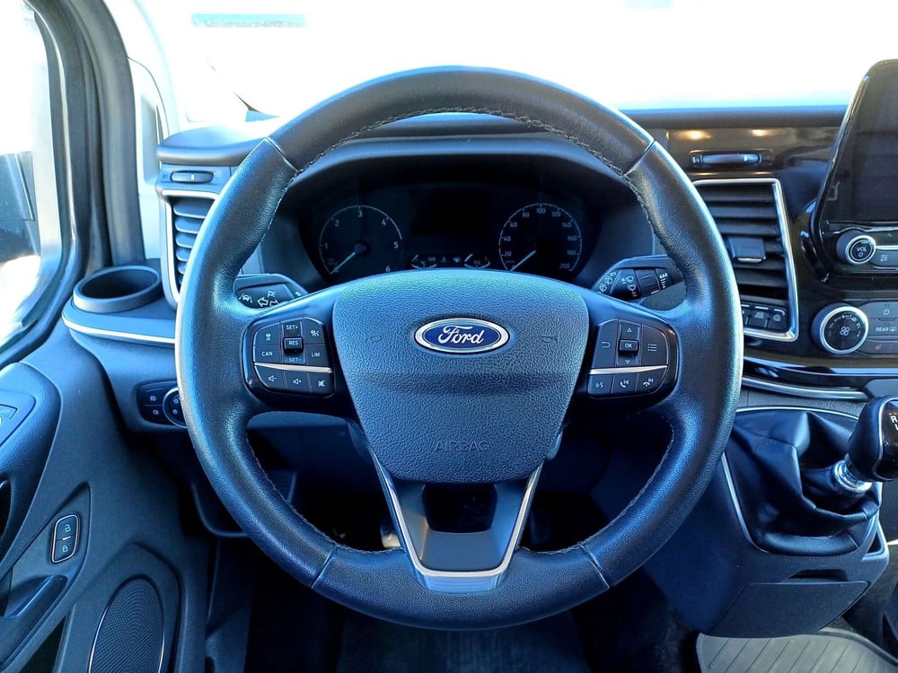 Ford Tourneo Custom usata  (16)