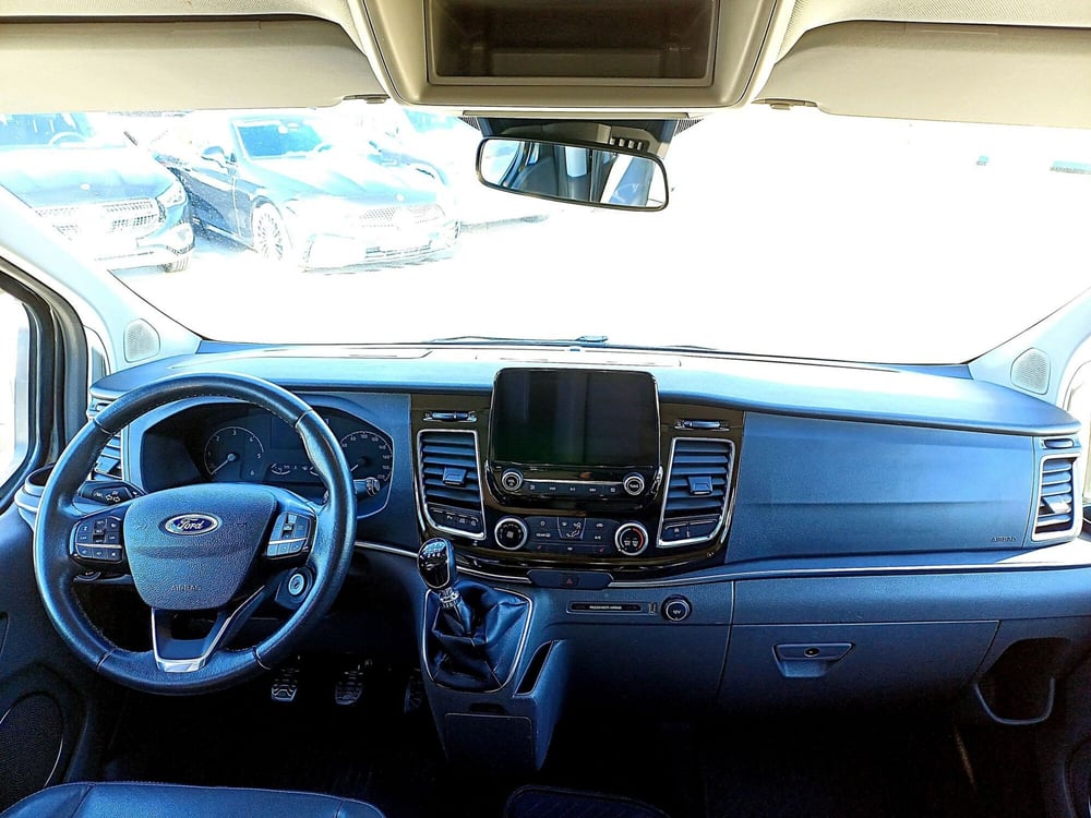 Ford Tourneo Custom usata  (7)