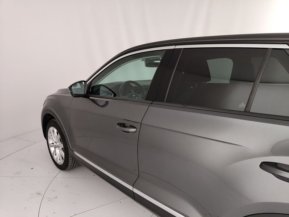 Volkswagen T-Roc usata a Caserta (12)
