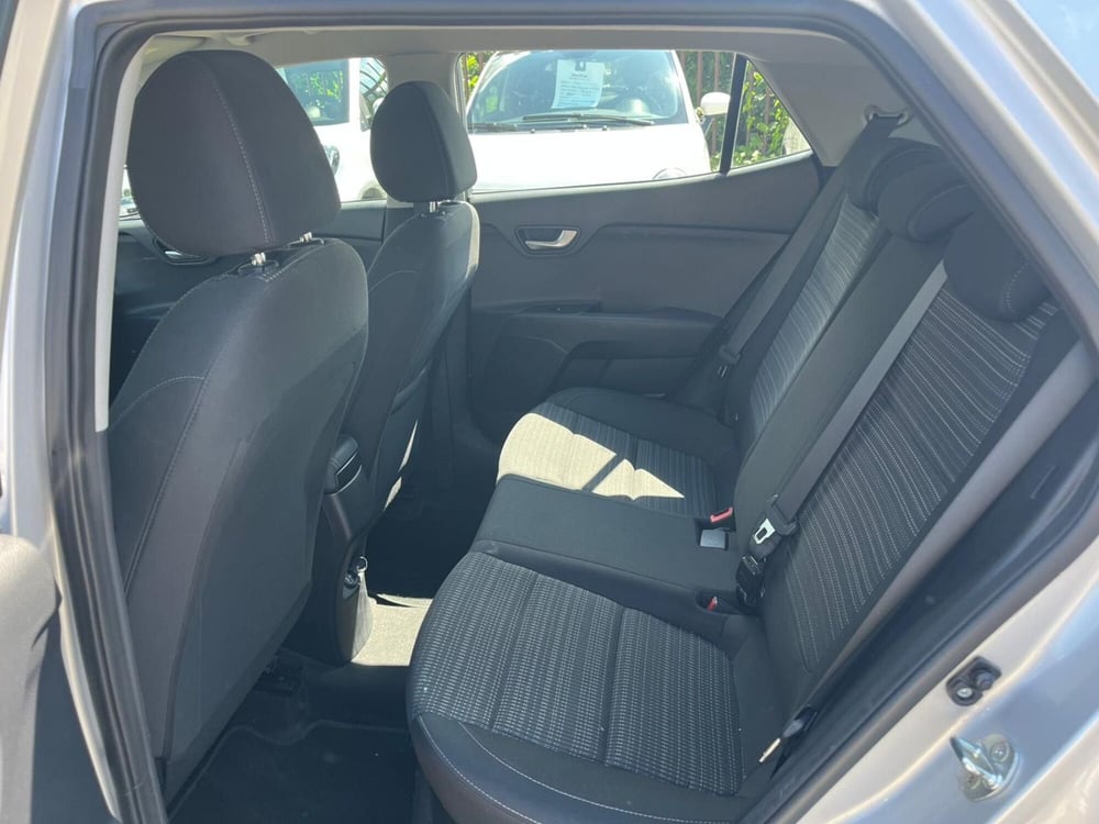 Kia Stonic usata a Milano (13)