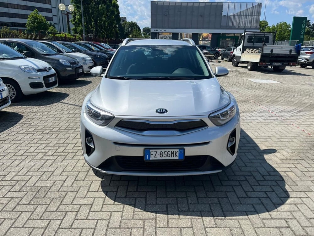 Kia Stonic usata a Milano (2)