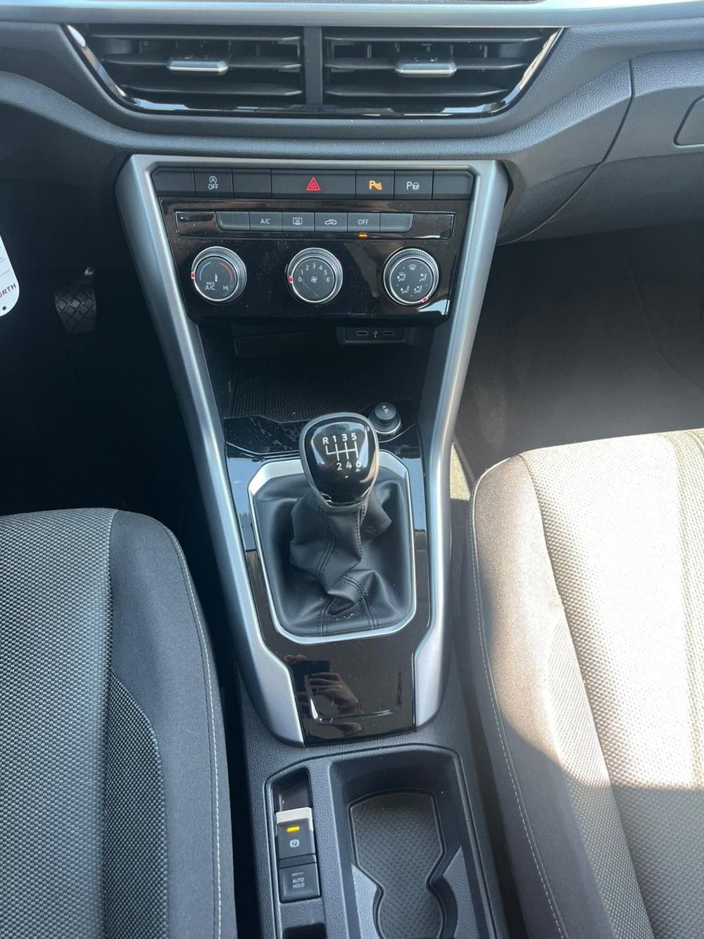 Volkswagen T-Roc usata a Milano (18)