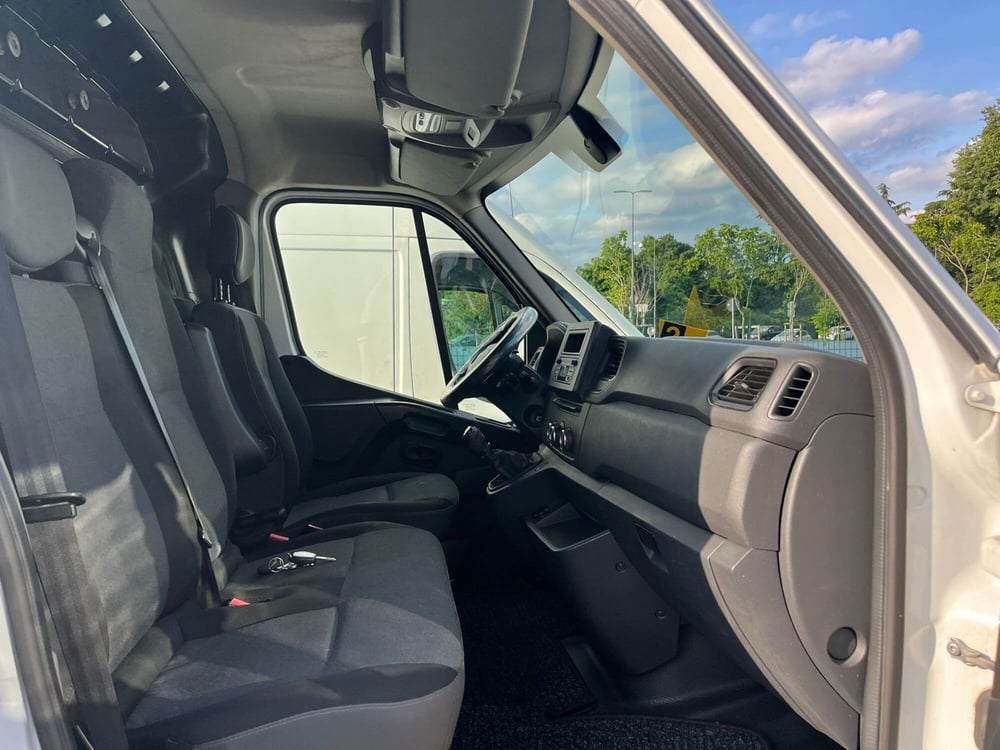 Renault Master Furgone usata a Milano (13)