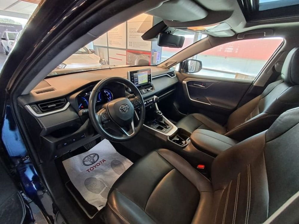 Toyota Rav4 usata a Cagliari (12)