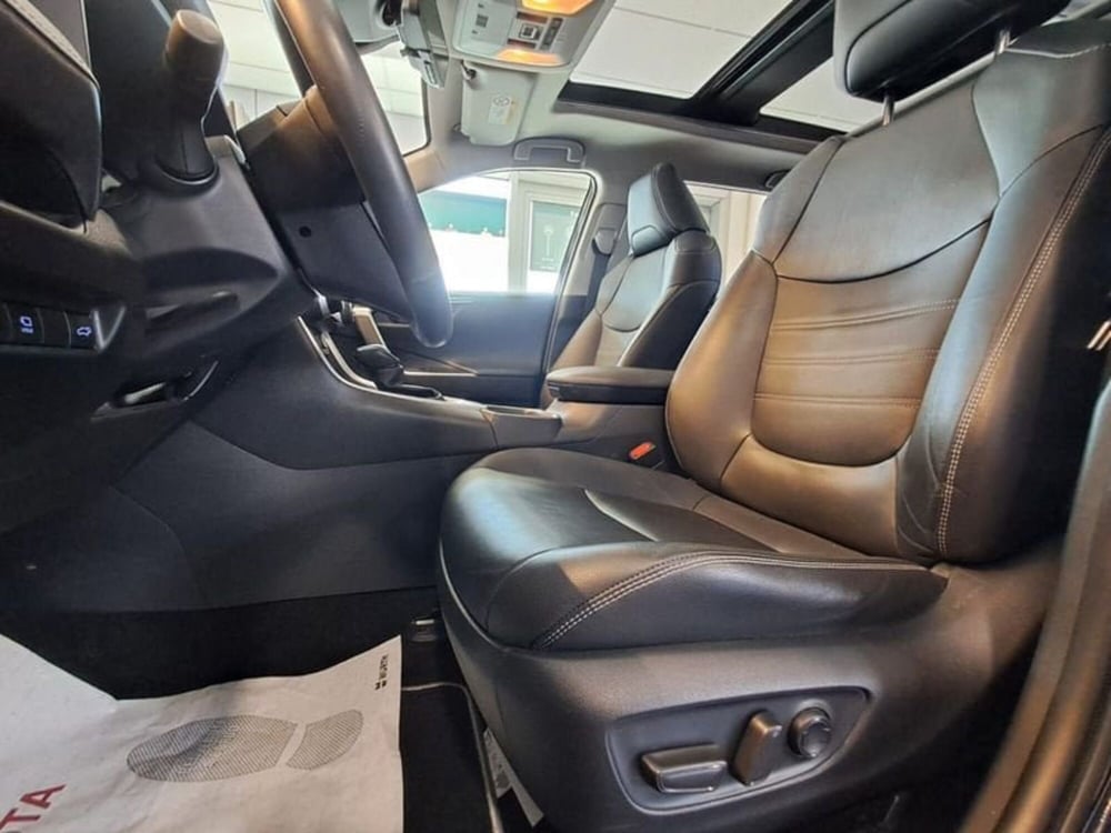 Toyota Rav4 usata a Cagliari (14)