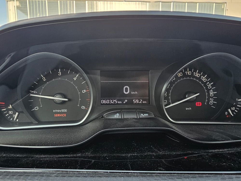 Peugeot 208 usata a Cremona (11)
