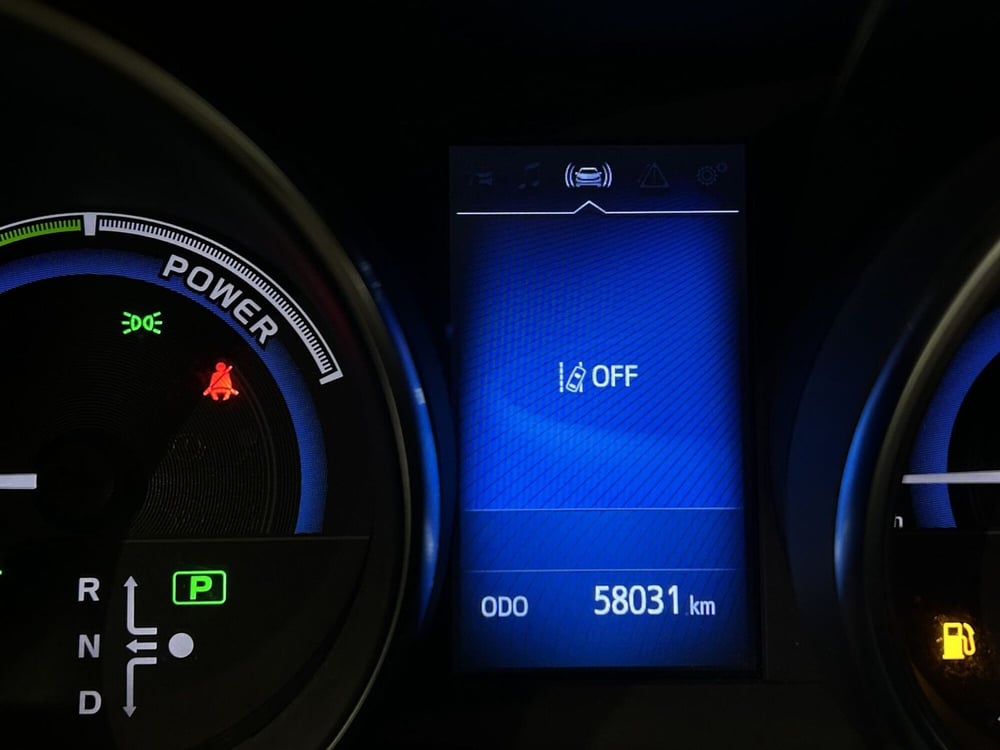 Toyota Auris usata a Milano (13)