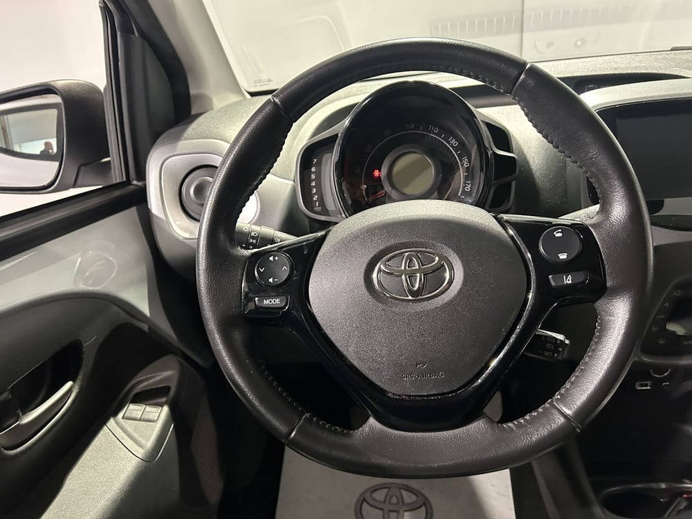 Toyota Aygo usata a Milano (10)