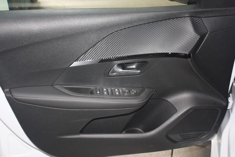Peugeot 208 nuova a Viterbo (10)