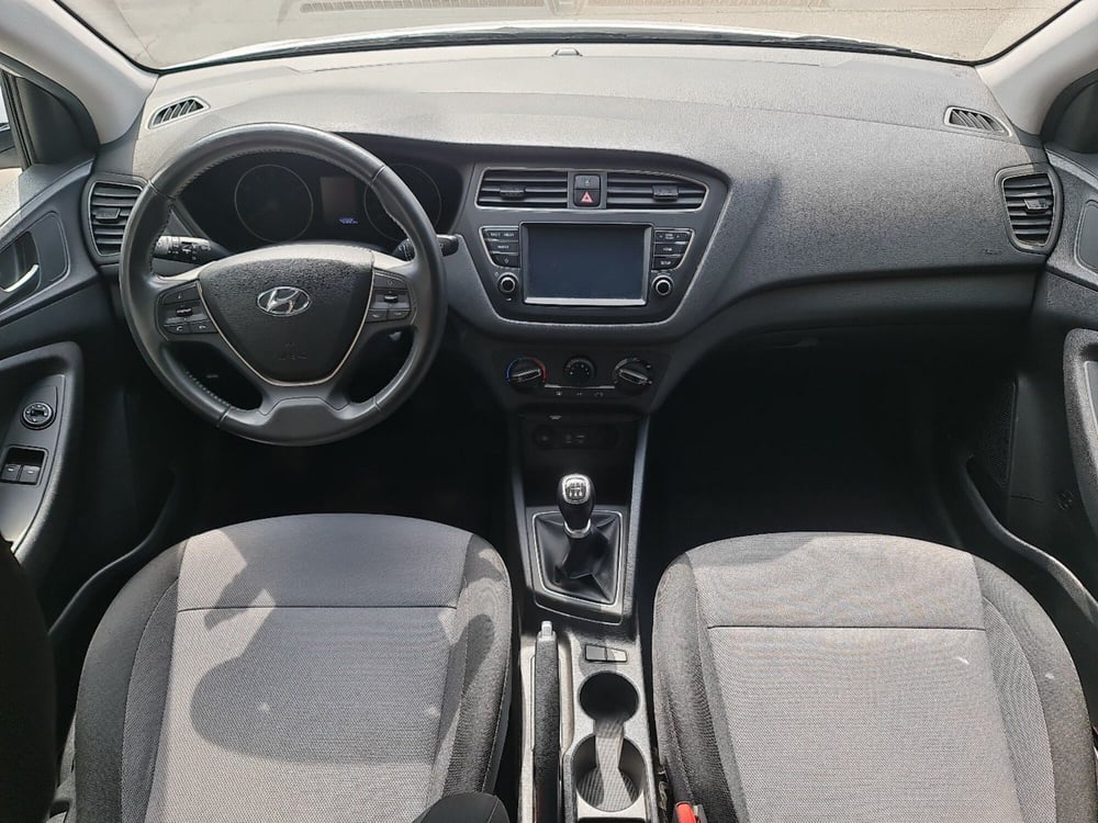 Hyundai i20 usata a Bologna (10)