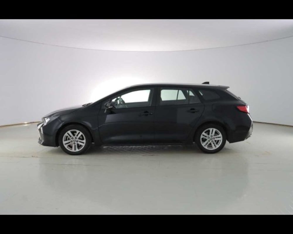 Toyota Corolla Touring Sports usata a Bologna (8)