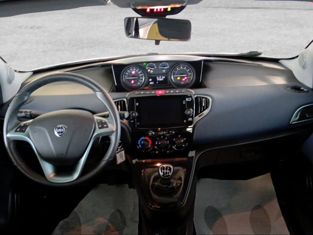 Lancia Ypsilon usata a Siena (14)