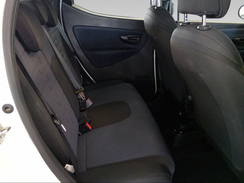 Lancia Ypsilon usata a Siena (15)