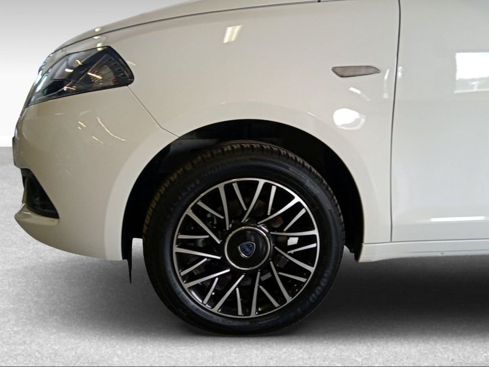 Lancia Ypsilon usata a Siena (4)