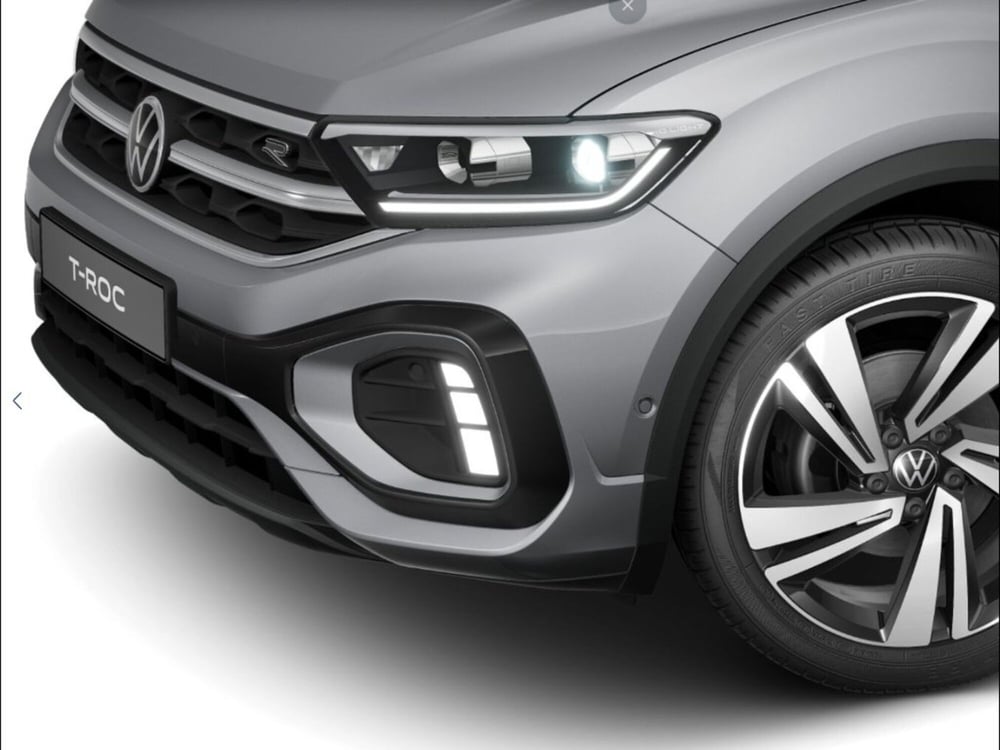 Volkswagen T-Roc nuova a Livorno (9)