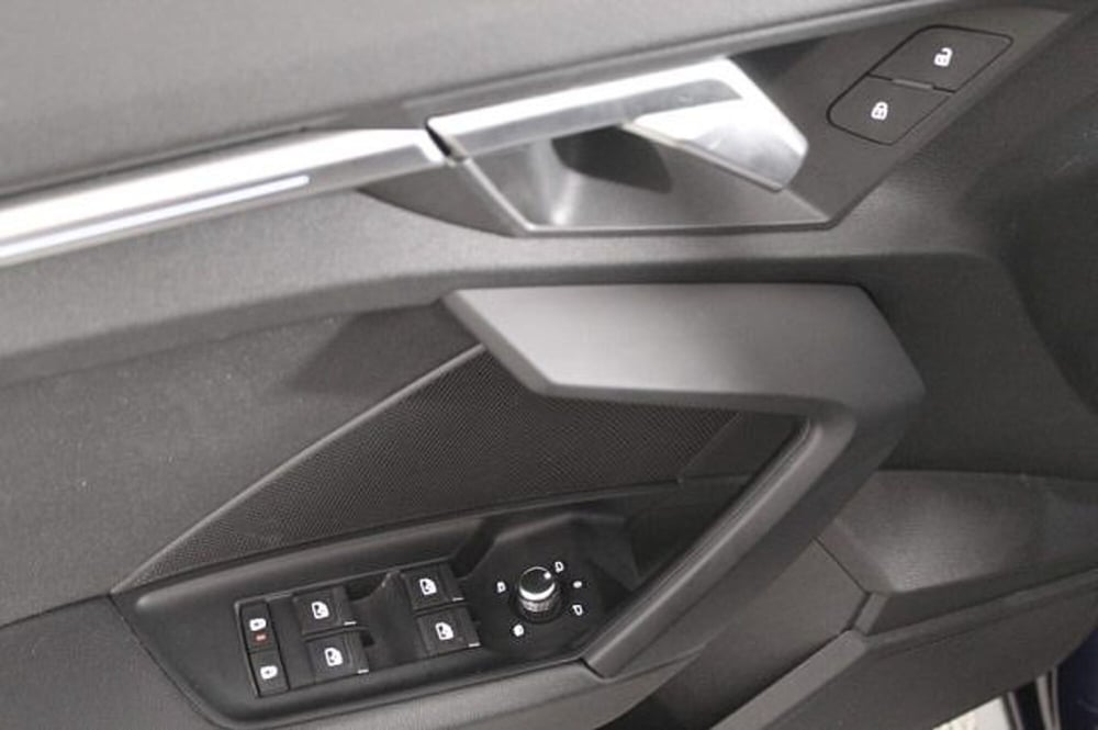 Audi A3 Sportback usata a Novara (8)