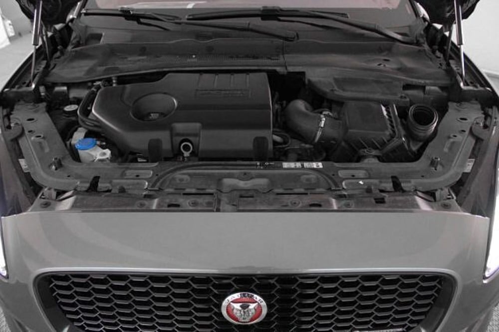 Jaguar E-Pace usata a Novara (10)
